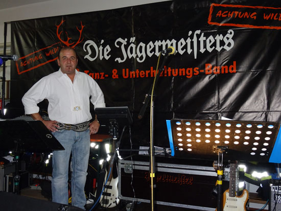 http://die-jaegermeisters-band.de/media/Feuerwehr Trostberg 2015/DSC00240.jpg